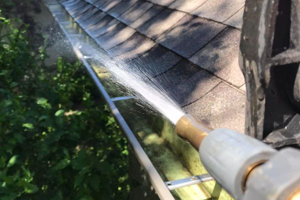 gutter cleaning services company near me in wichita ks 000